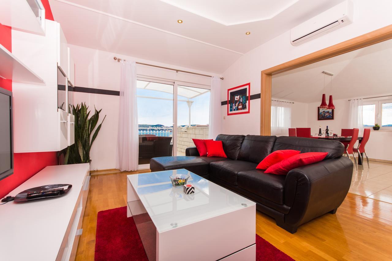Apartments Barba Trogir Exterior foto